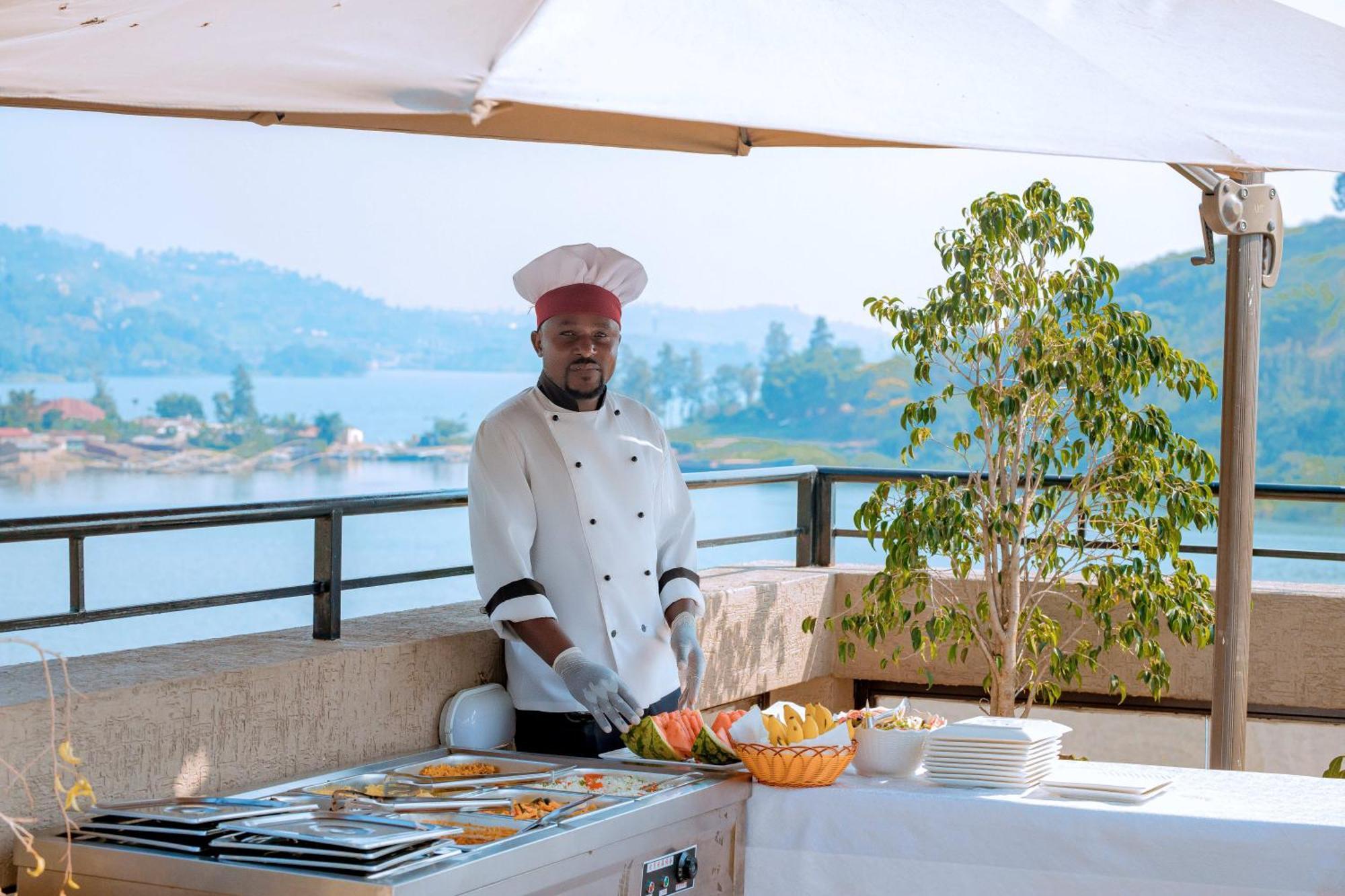 Kivu Hilltop View Resort Gisenyi ภายนอก รูปภาพ