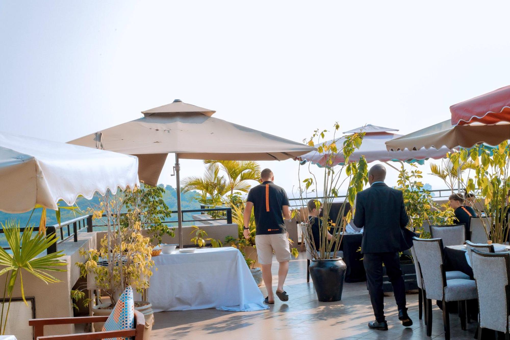 Kivu Hilltop View Resort Gisenyi ภายนอก รูปภาพ