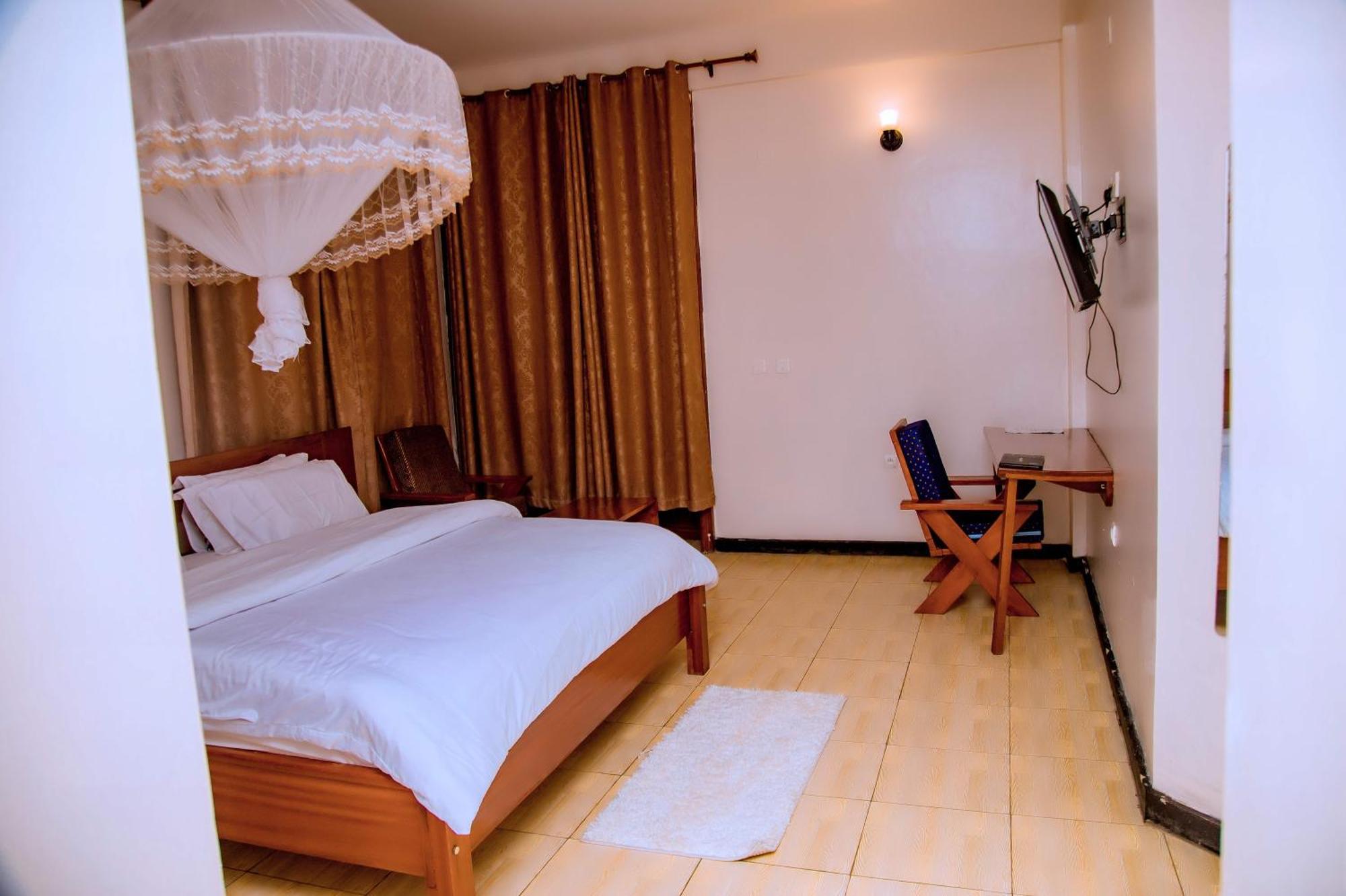 Kivu Hilltop View Resort Gisenyi ภายนอก รูปภาพ